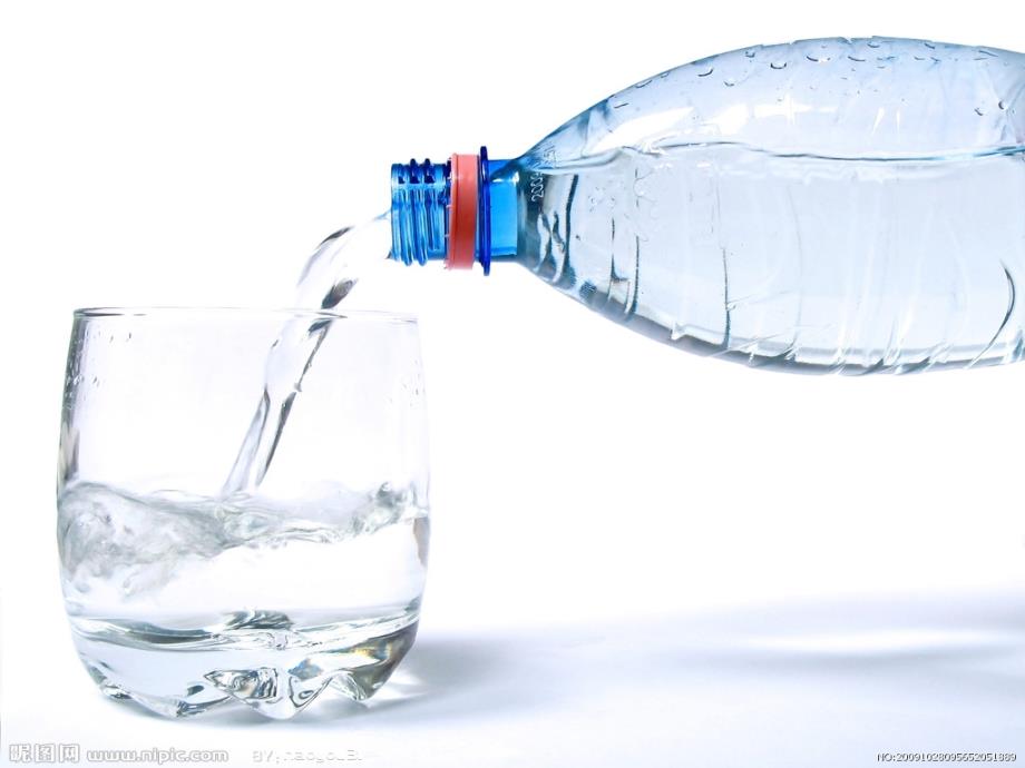 水和食用油的比较_第1页