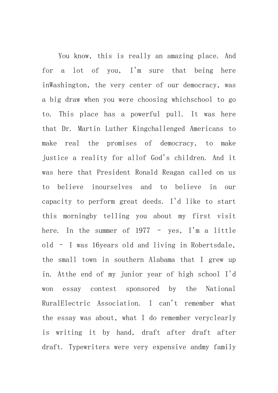 202__年苹果CEO库克在乔治&#183;华盛顿大学毕业典礼上英语演讲稿.docx_第2页